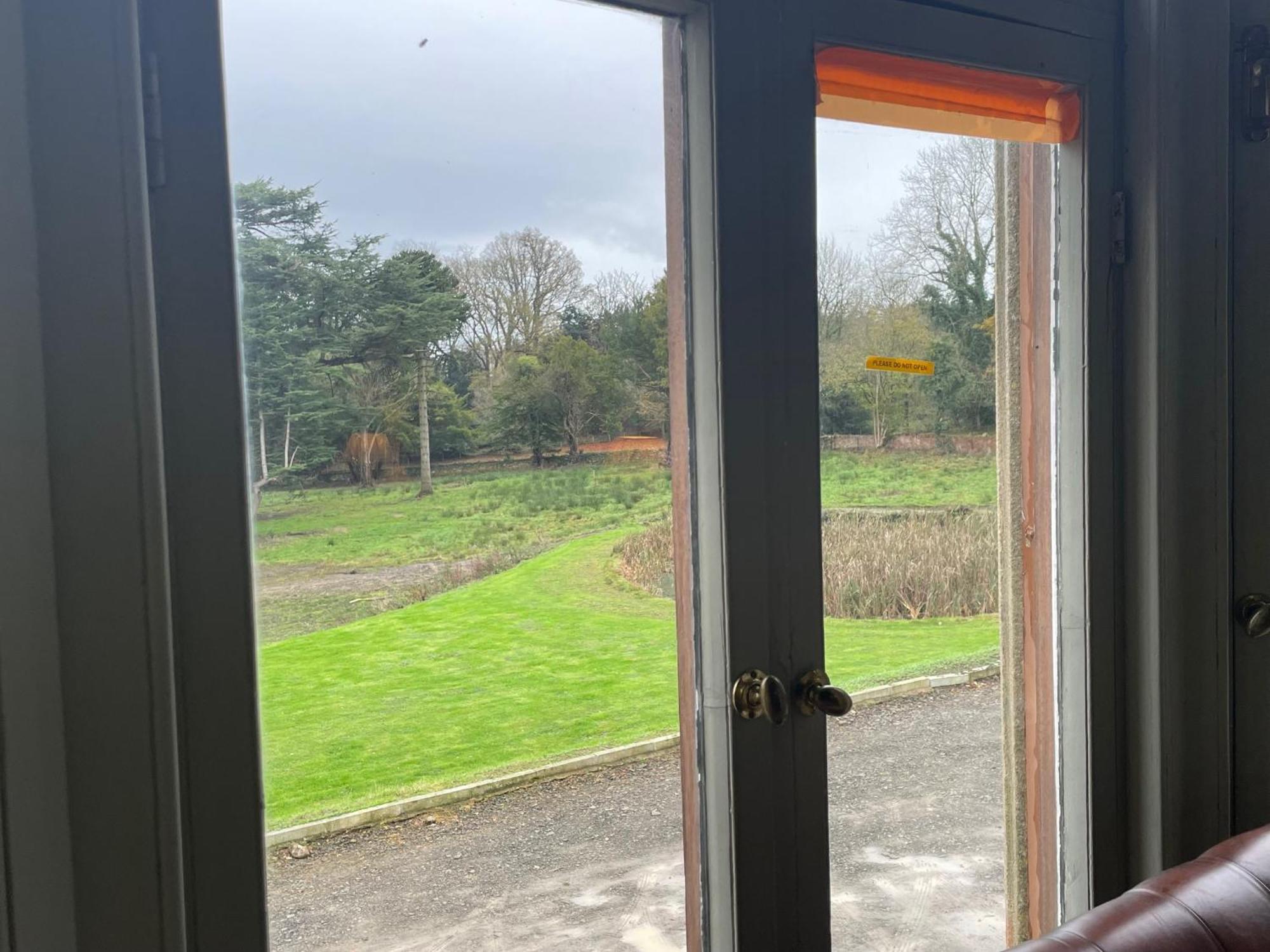 Llanerchydol Hall Suites Welshpool Kültér fotó