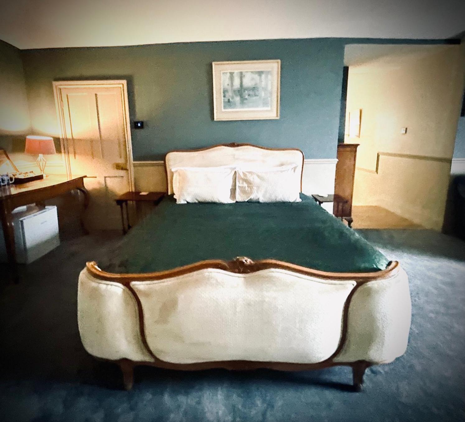 Llanerchydol Hall Suites Welshpool Kültér fotó