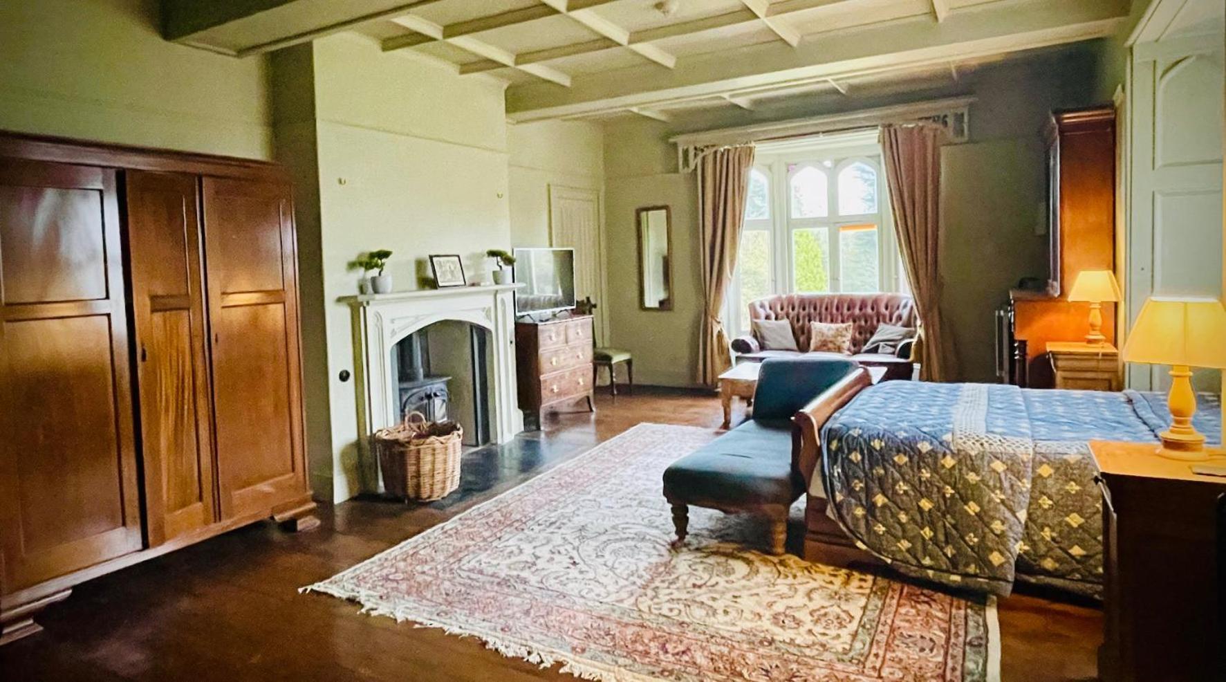 Llanerchydol Hall Suites Welshpool Kültér fotó