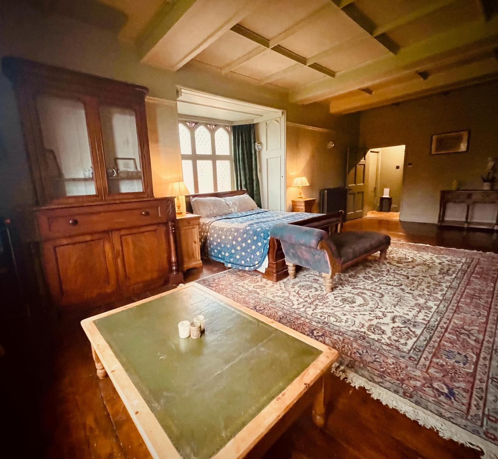 Llanerchydol Hall Suites Welshpool Kültér fotó