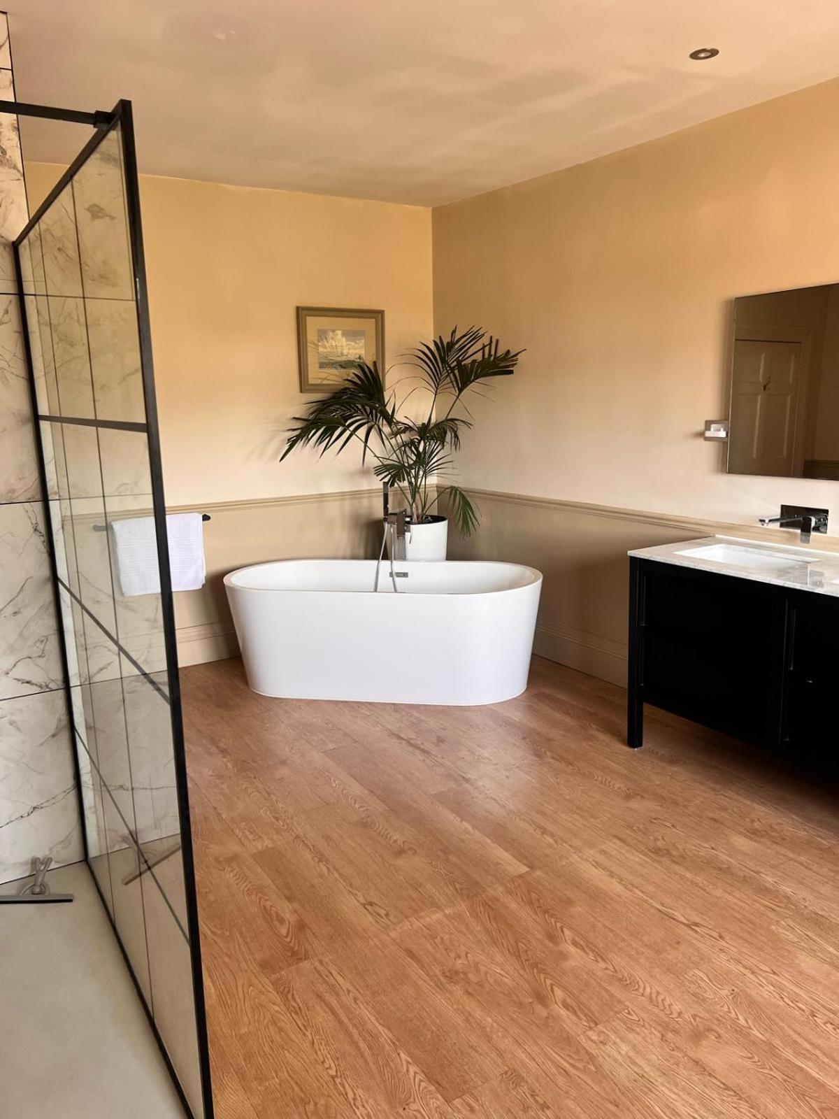 Llanerchydol Hall Suites Welshpool Kültér fotó